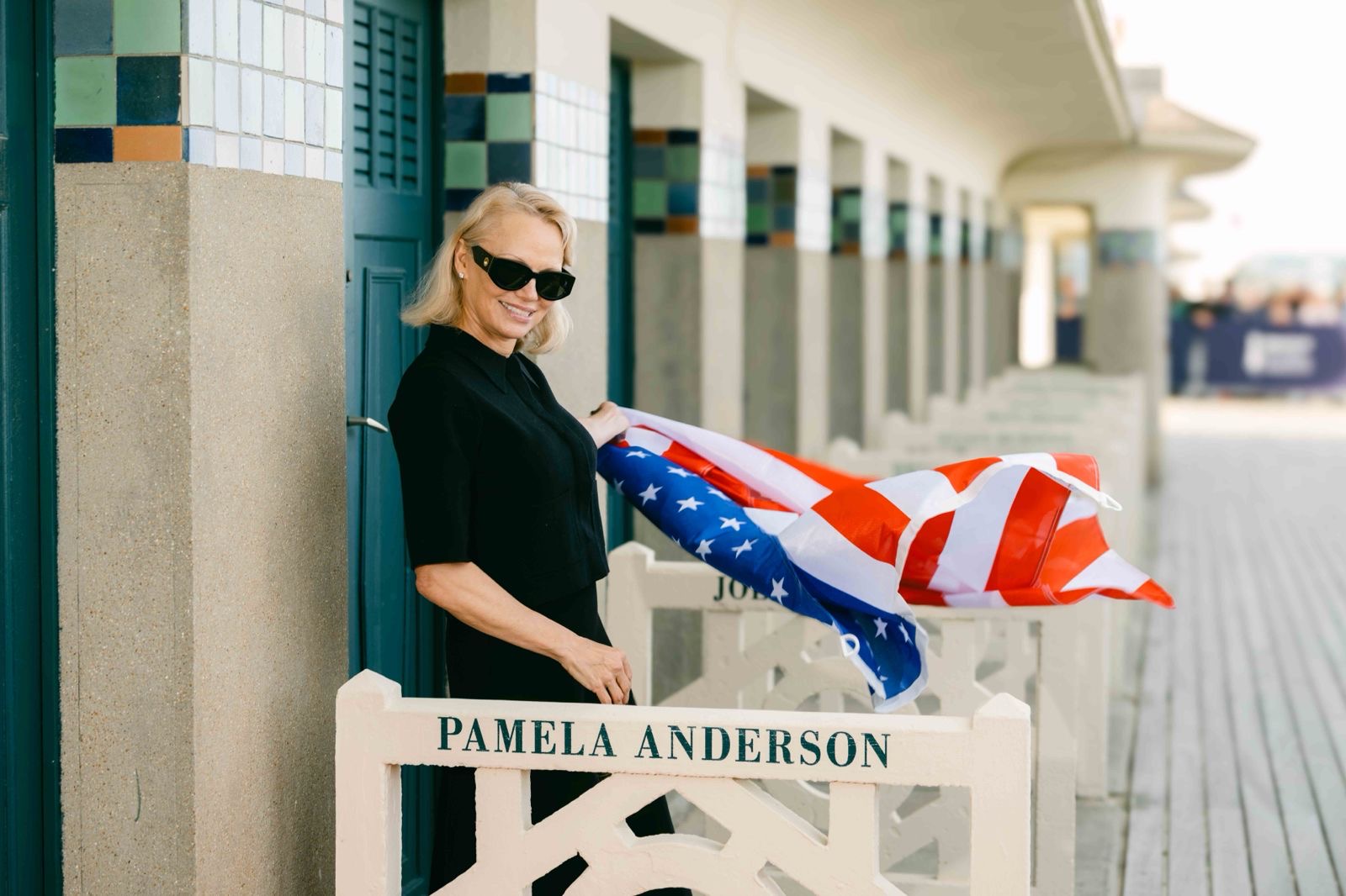 Pamela-Anderson-Deauville ©-Sandrine-Boyer-Engel