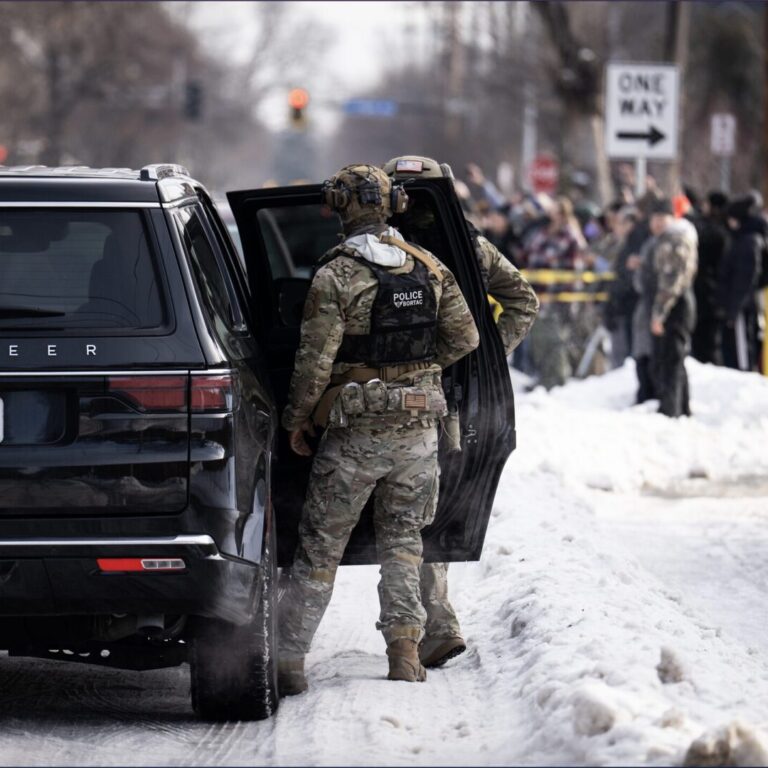 ICE Agent Shoots Observer, Minneapolis
