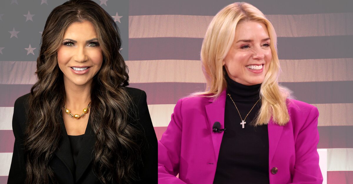 KRISTI NOEM ET PAM BONDI : CE QUE LEUR LIMOGEAGE DIT DE LA PLACE DES FEMMES DANS LE SYSTÈME TRUMP