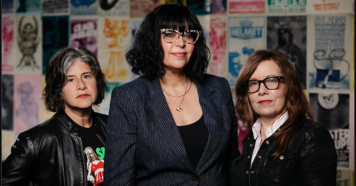 MENOPUNKAPALOOZA : LE FESTIVAL PUNK QUI FAIT DU BRUIT AUTOUR DE LA MENOPAUSE