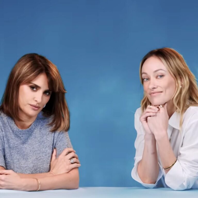 Penélope Cruz et Olivia Wilde, actrices et réalisatrice, échangent face à face dans une vidéo publiée par le magazine américain Allure.